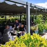 Loreak Hotel