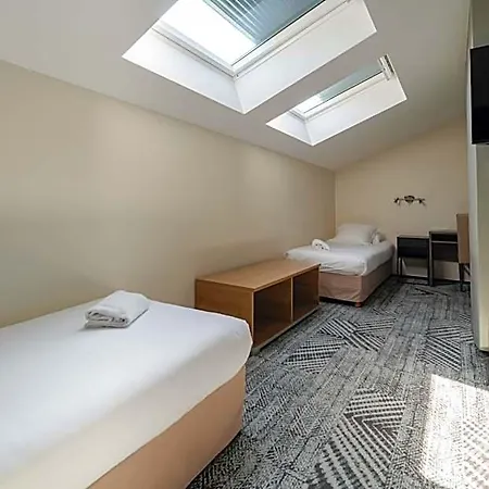 Loreak Hotel