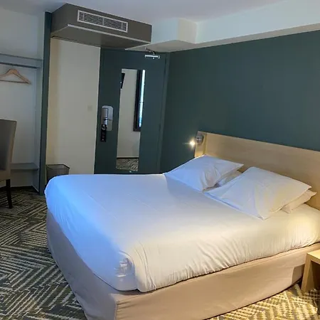 コンフォート ロレアク ホテル 3*