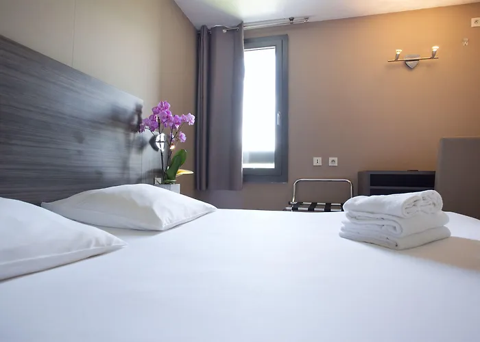 コンフォート ロレアク ホテル